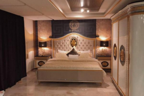 شقة فاخرة Versace Home 3 مبنى سكني خاص